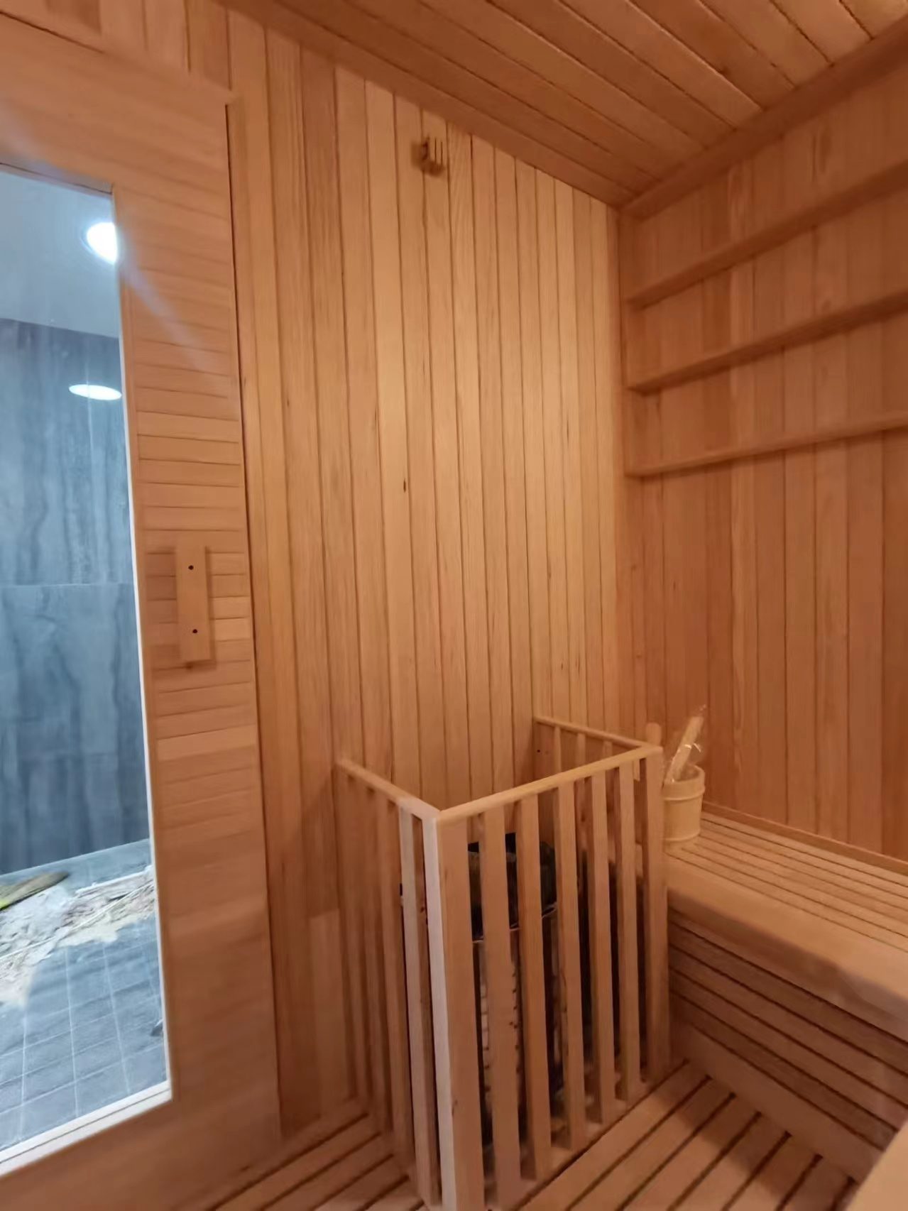 HISKAP wood sauna interior